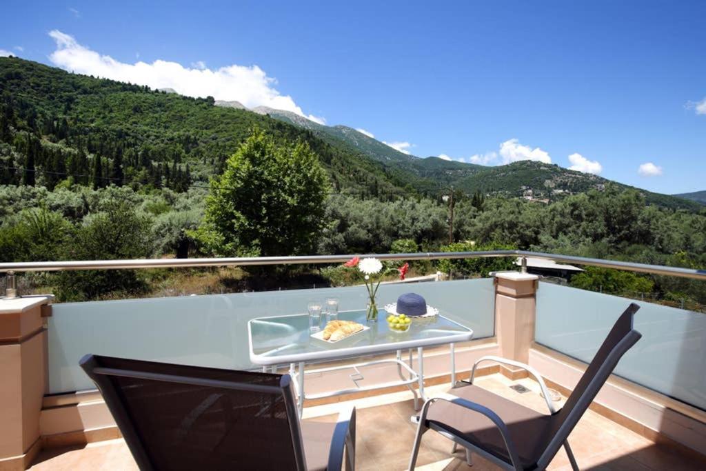 Villa Ligero Agios Christoforos  Extérieur photo