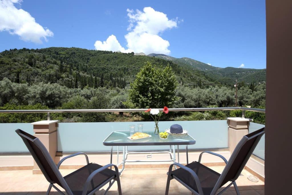 Villa Ligero Agios Christoforos  Extérieur photo