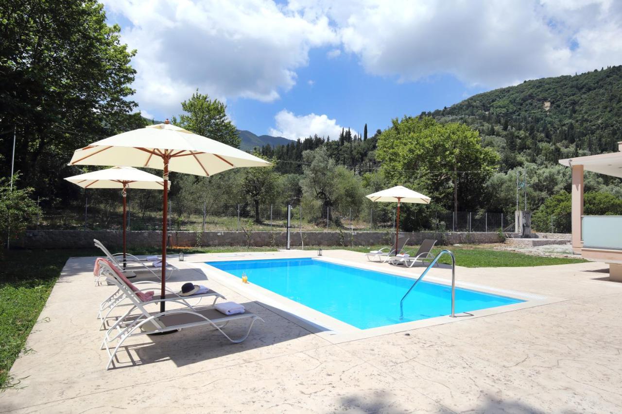 Villa Ligero Agios Christoforos  Extérieur photo